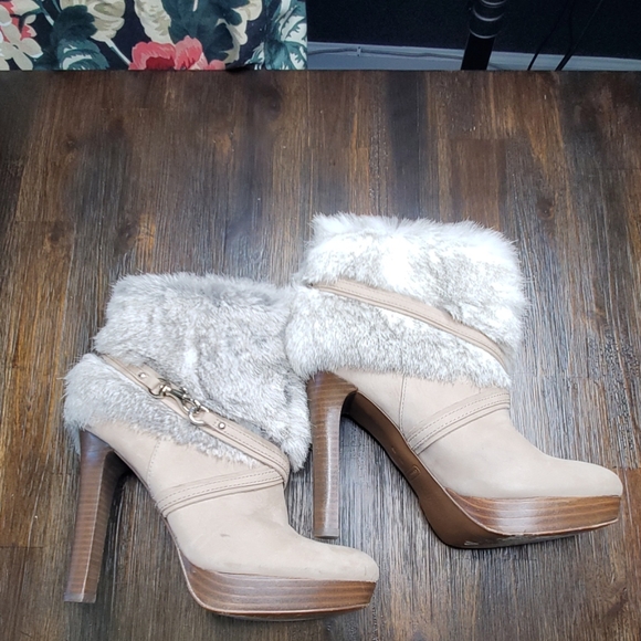 Coach Athena beige booties with rabbit fur 8 - Picture 1 of 8